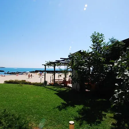 אתר נופש Aurelia Complex 3*