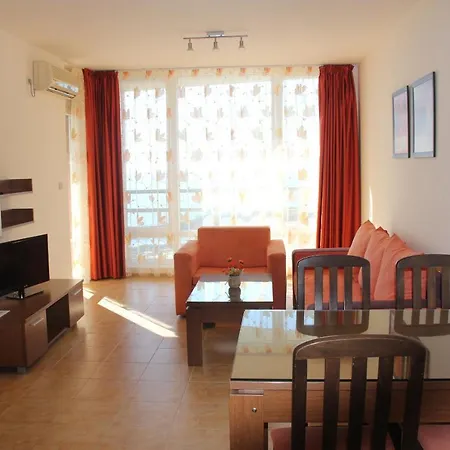 Aurelia Complex רבדה