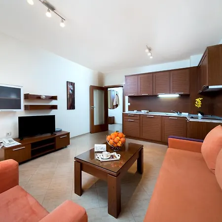 Aurelia Complex Resort 3*