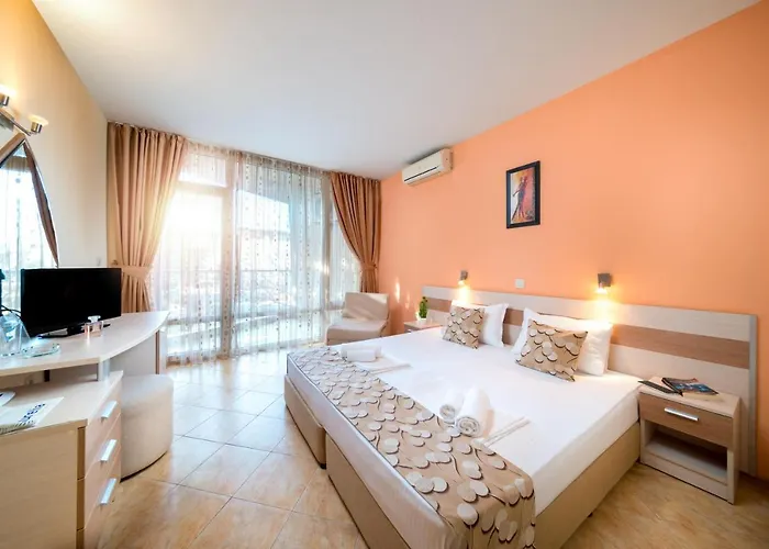 Aurelia Complex 3* Равда