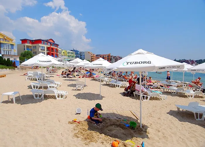 Aurelia Complex Равда